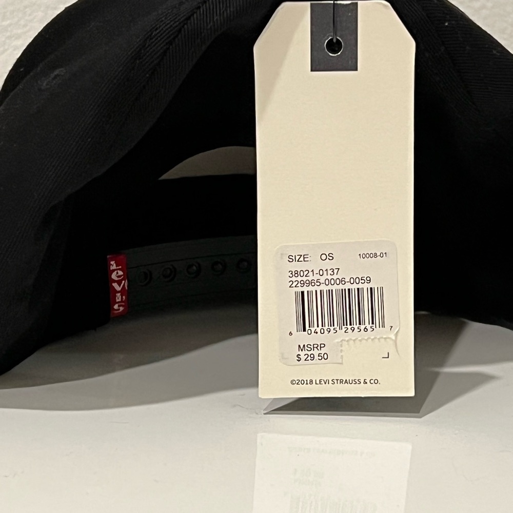 Levi’s SnapBack NWT - Picture 7 of 9